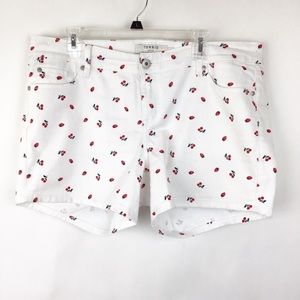 Torrid Cherry Berry Print Shorts 14 (1908) white